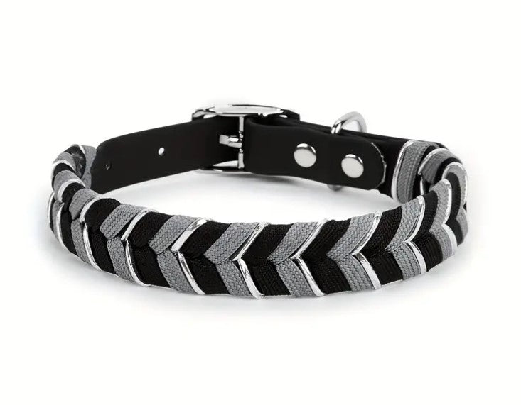 Dog Favors Halsband aus wetterfestem PVC